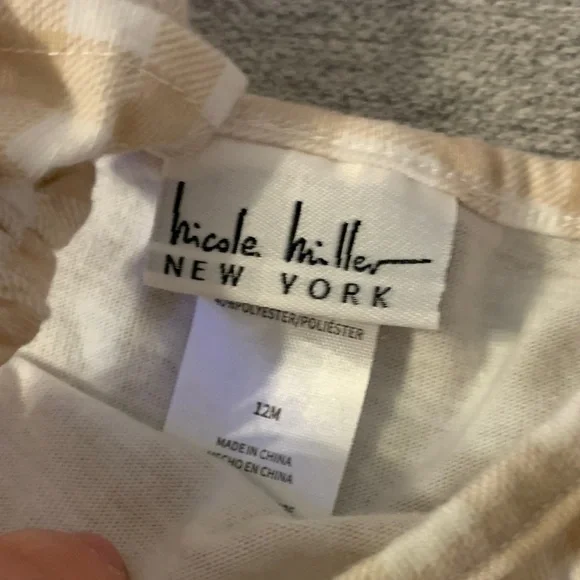 Nicole Miller baby Checkered Top and Ruffled Shorts Set 12 months - Picture 2 of 8